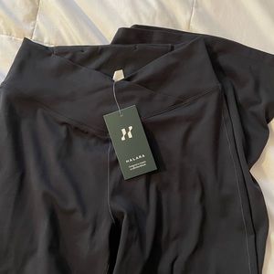 NWT Halara flare leggings